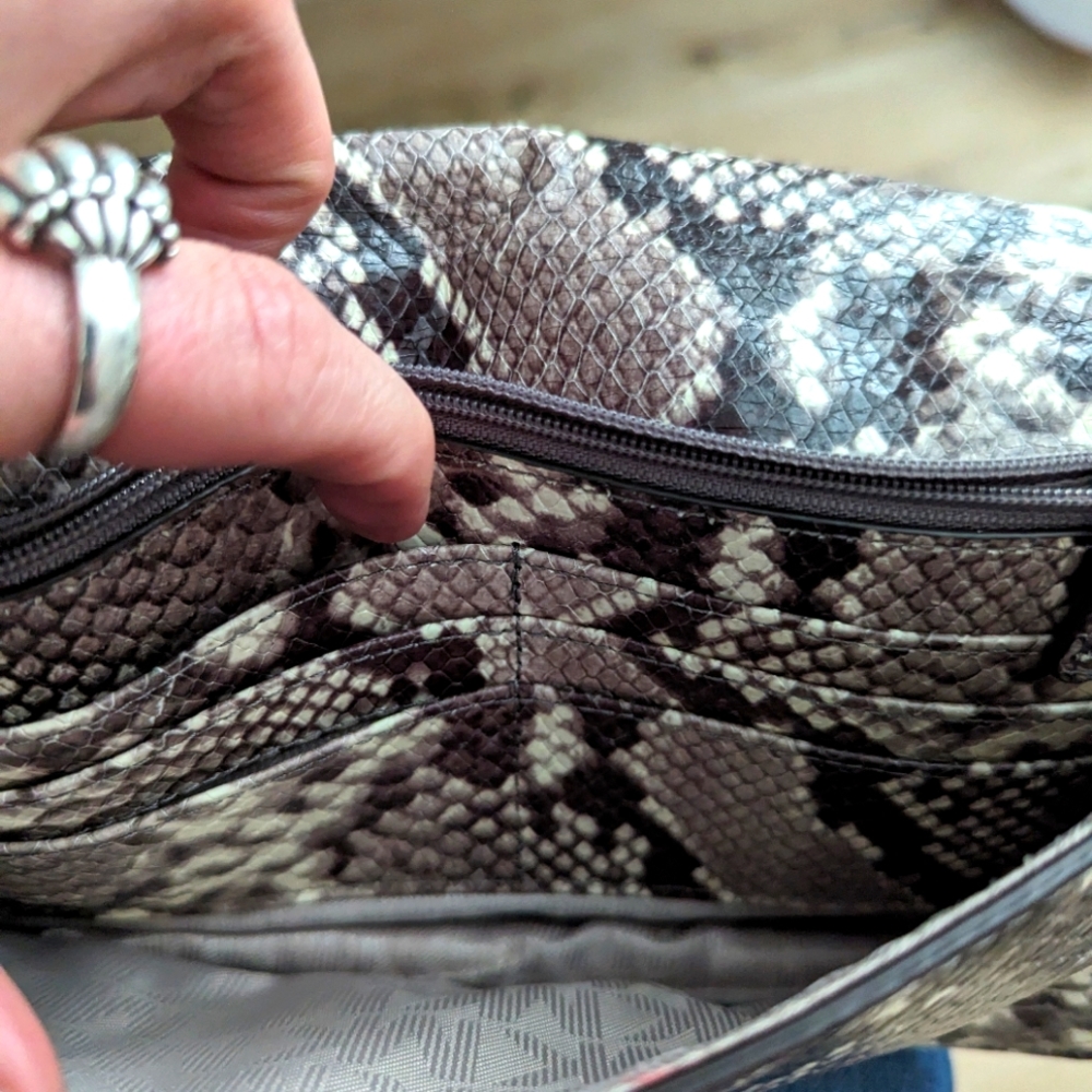 Michael Kors python shoulder bag - Picture 3 of 7